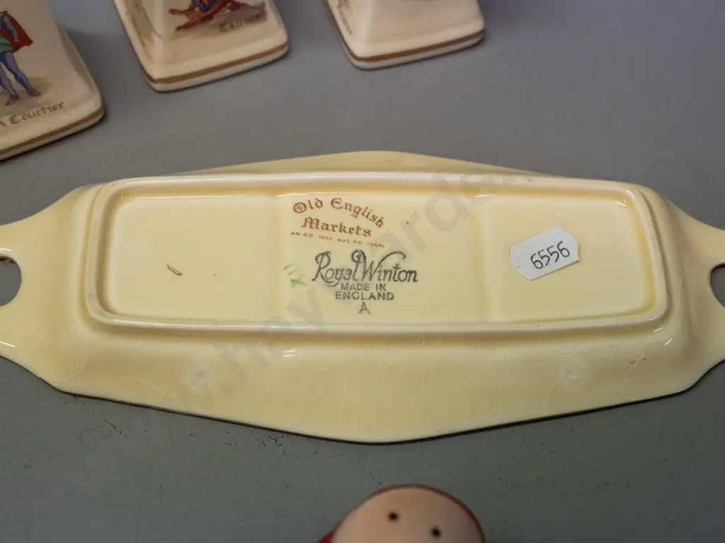 2 vintage condiment sets - Hummel or Goebel Cardinal Tuck & Royal Winton Old English Markets. Cardinal Tuck plate has659 Image 1++