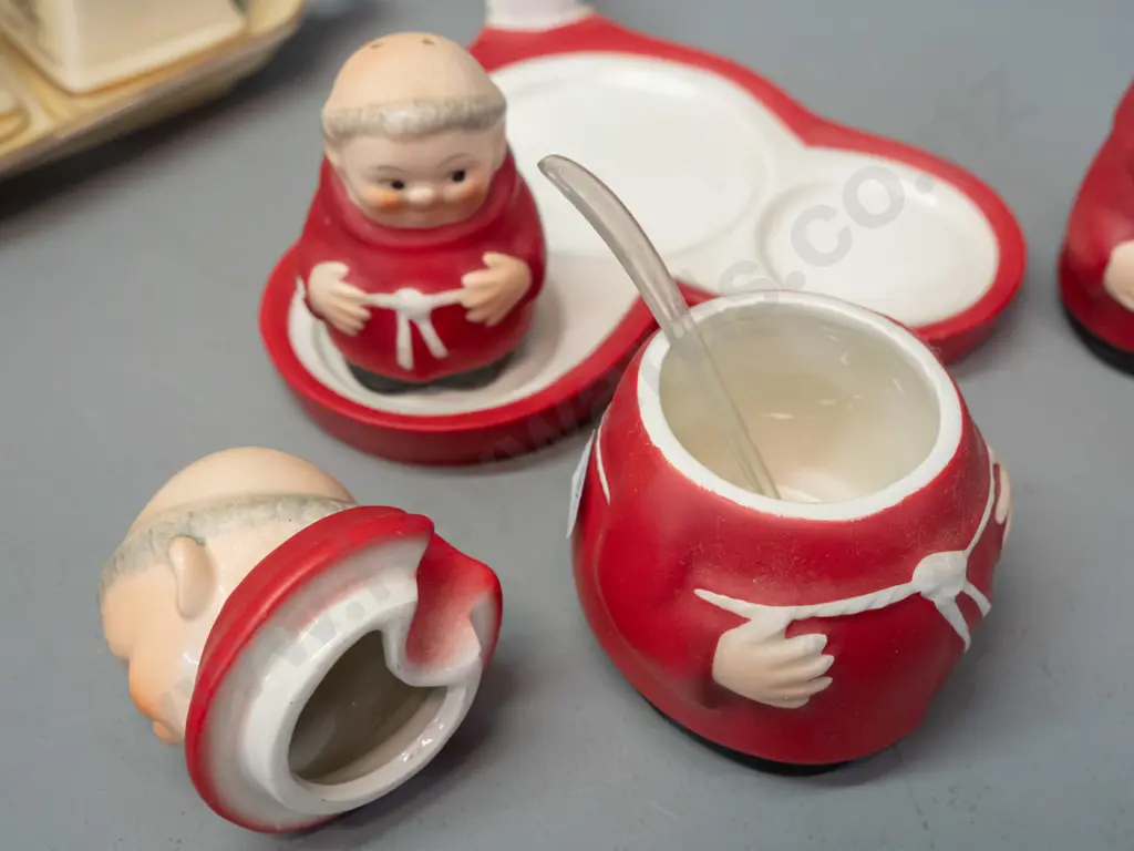 2 vintage condiment sets - Hummel or Goebel Cardinal Tuck & Royal Winton Old English Markets. Cardinal Tuck plate has659 Image 1++