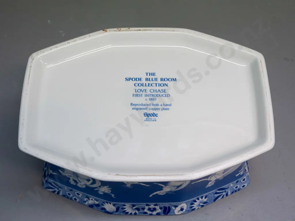 Spode Blue Room collection "Love Chase" faceted side trough planter H-135 W-270 D-190 Image 1++