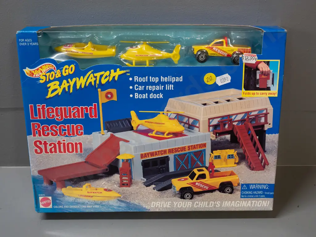 Hot Wheels Baywatch Lifeguard Rescue Station set. In original sealed packaging Image 1++