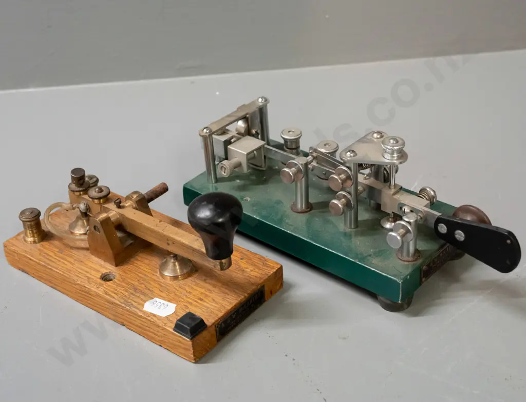 2 vintage Morse code keys with AW McCarthy Dunedin & Invercargill plaques - one painted cast metal, other is brass on Image 1++