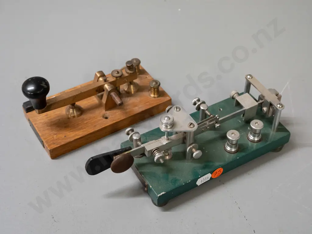 2 vintage Morse code keys with AW McCarthy Dunedin & Invercargill plaques - one painted cast metal, other is brass on Image 1++