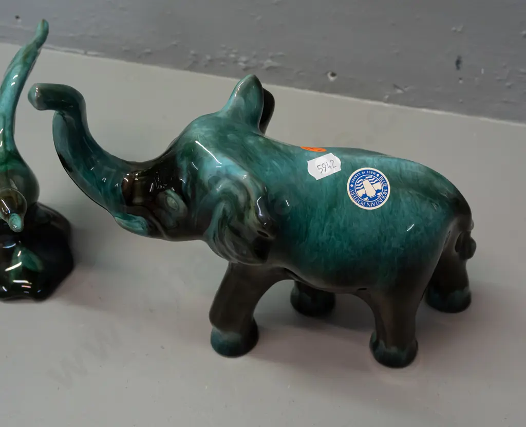 2 Blue Mountain pottery animals - goose taking flight and elephant H-200 L-240 Image 1++