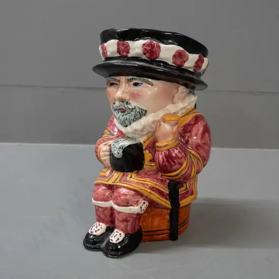 Shorter & Sons Staffordshire Beefeater character jug - some wear to black glaze on rim H-225 W-125