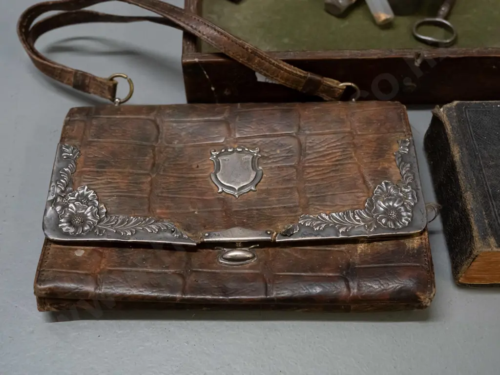 assorted vintage items - small vial with gold flakes, propelling pencil, small metal canister with Image 1++
