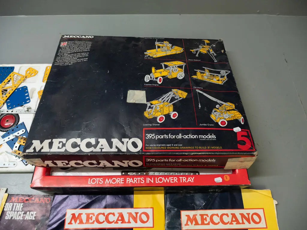 boxed set of 1970s Meccano with some booklets and pamphlet - some pieces worn & bent. Box is H-65 W-500 D-400 Image 1++