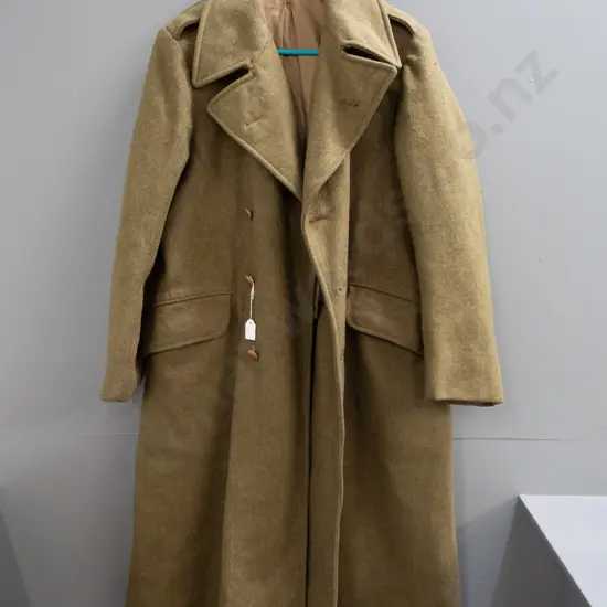 Army great coat dismounted, 1940 pattern, year 1943.