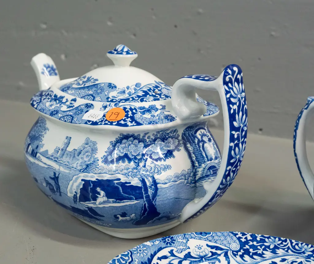 Spode Italian pattern teapot H-140 L-260, jug and plate Image 1++