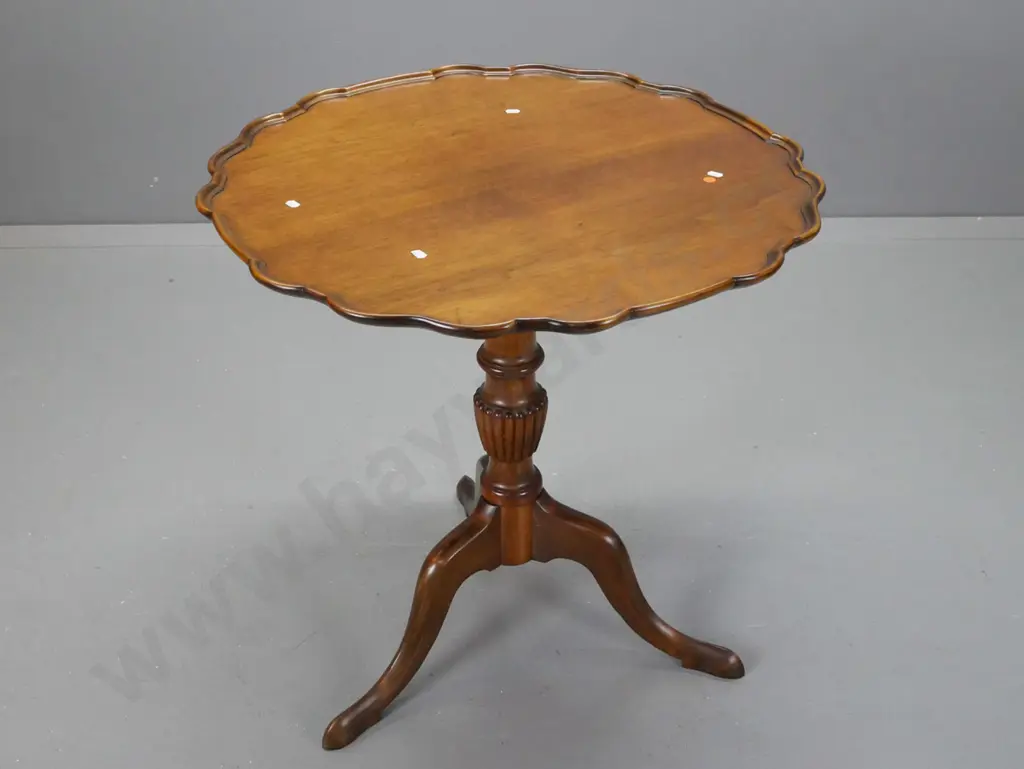 vintage beech and walnut wine table with pie-crust edge, turned column base w/ fluted knot, 3 sweeping legs H-700 D-720 Image 1++