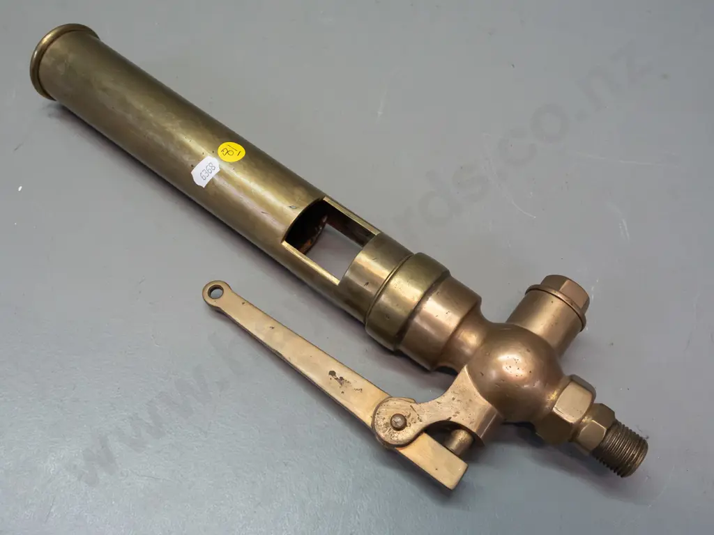 heavy brass steam whistle L-390 Image 1++
