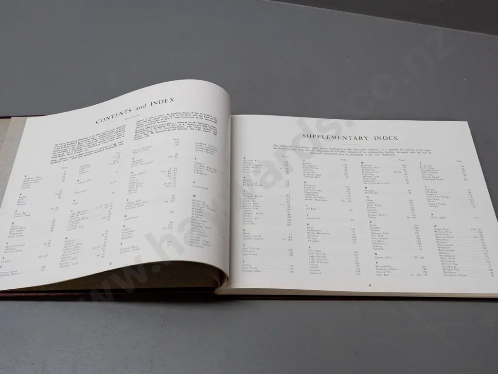 Whites Aviation book - 1957 "Pictorial Reference of Southland" - with plastic dust jacket - some foxing Image 1++