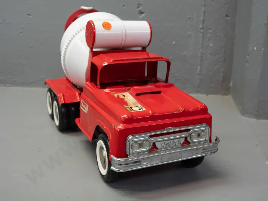 retro Buddy L tin and plastic concrete mixer - original funnel and possibly other pieces missing - some scratches and Image 1++