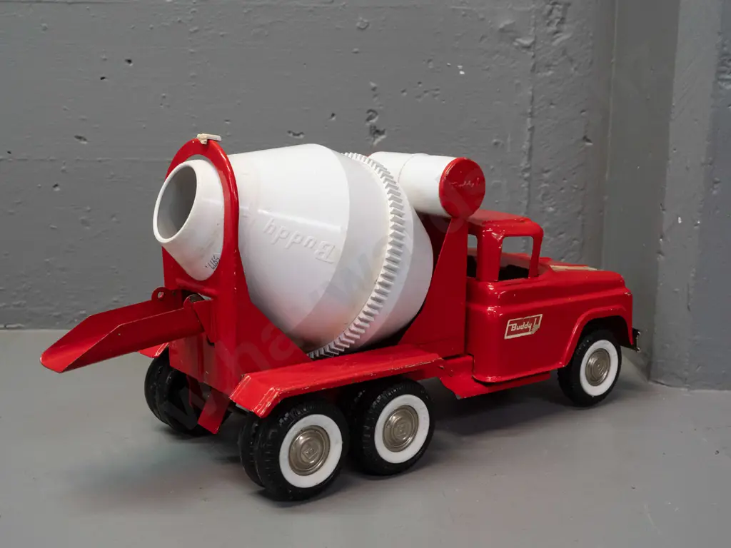 retro Buddy L tin and plastic concrete mixer - original funnel and possibly other pieces missing - some scratches and Image 1++