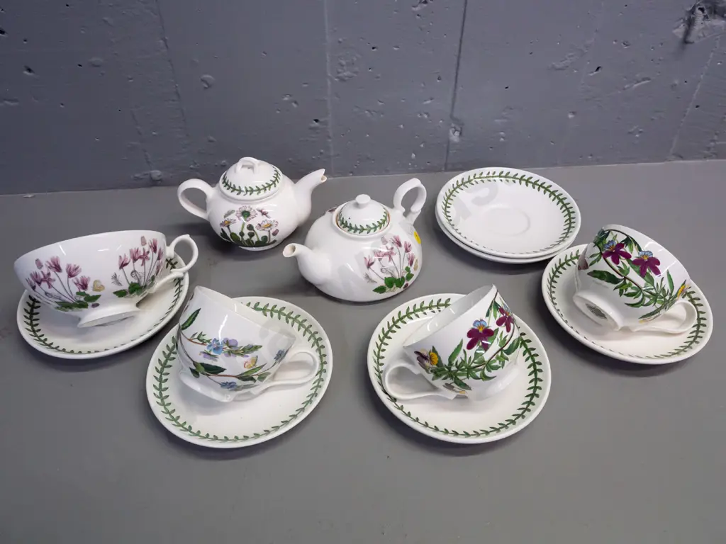 Portmeirion "The Botanic Garden" items - 2 small teapots, breakfast cup & saucer, 3 cups, 5 saucers - larger of teapots Image 1++