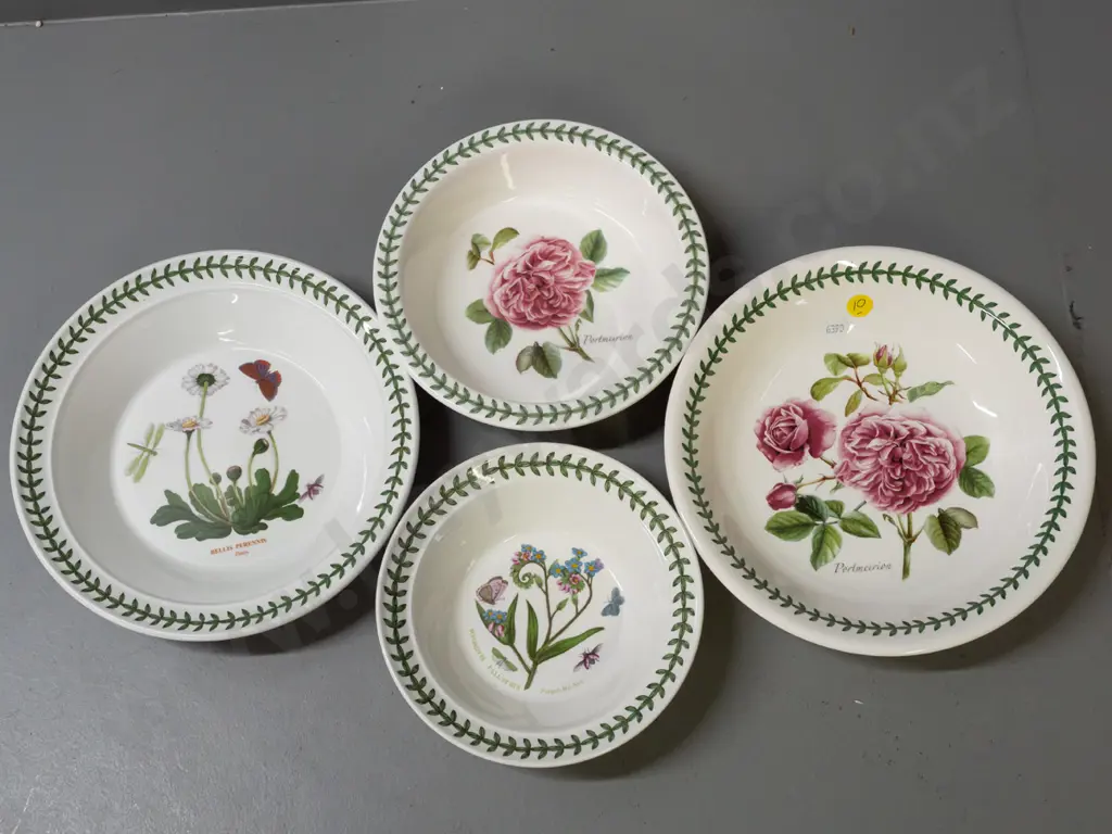 Portmeirion Botanic Garden items - 4 assorted bowls, largest is D-220 Image 1++