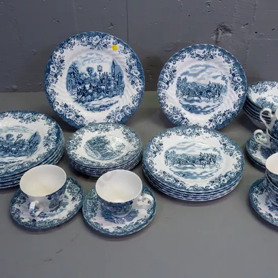 Johnson Brothers Coaching Scenes blue & white 6-place dinner set, one saucer missing. Dinner plate D-250