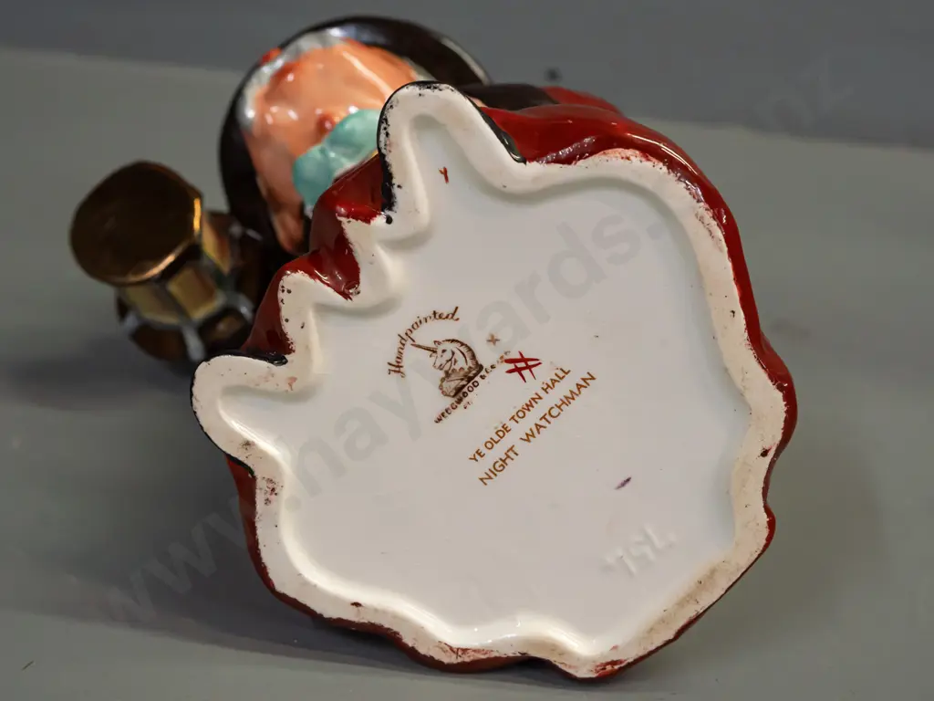 Wedgwood "Night Watchman" hand painted character jug H-170 W-135 Image 1++