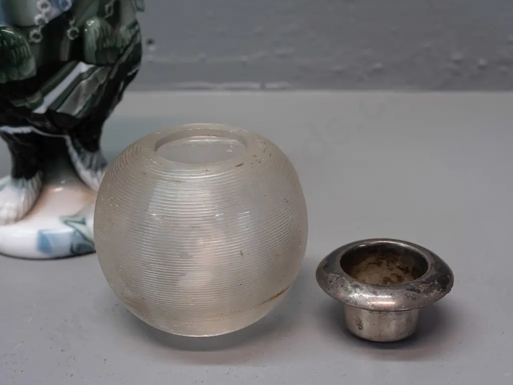 2 pieces of glass - ridged glass match/vesta holder with hallmarked sterling silver liner and a marbled slag glass Image 1++