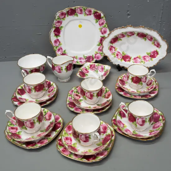 Royal Albert tea set - 6 trios, cream, sugar, cake plate D-250 and 2 others - some wear to gilt on cake plate
