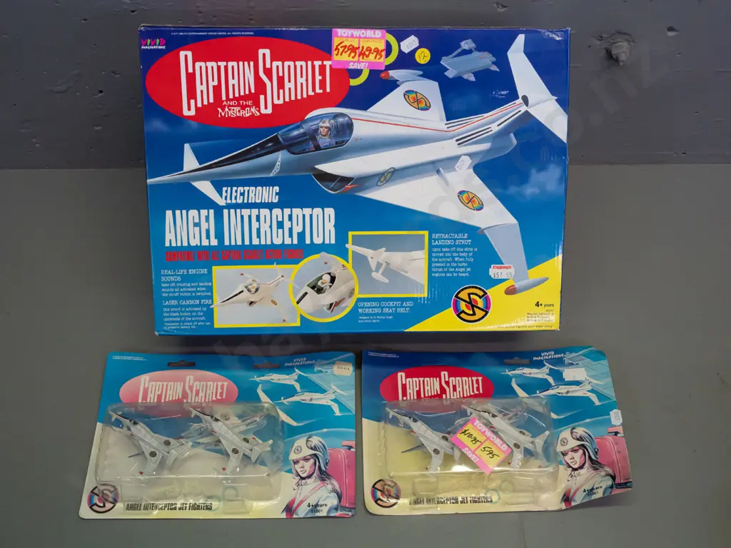 Captain Scarlett toys in original packaging - large boxed electronic Angel Interceptor and 2 carded sets of 2 die-cast Image 1++