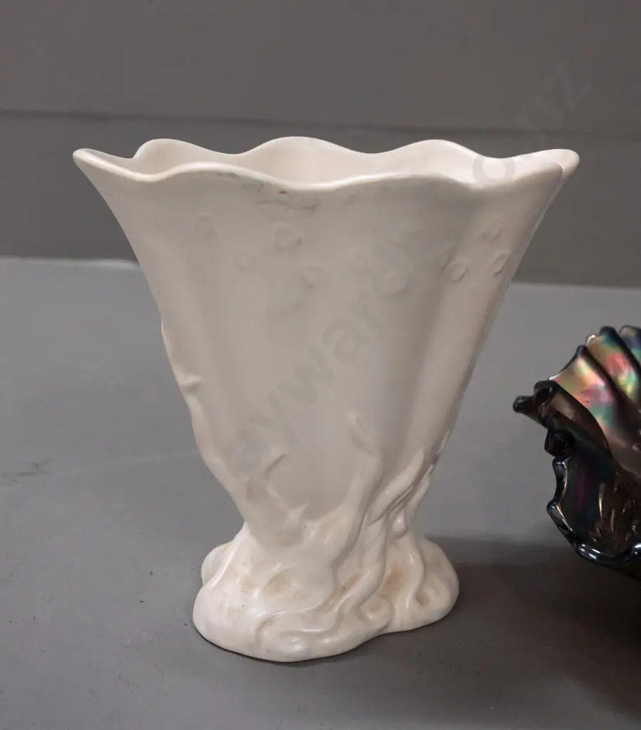 Blue "Orange Tree" pattern carnival glass frilled rim bowl, & Crown Lynn tree root slip cast vase. Image 1++