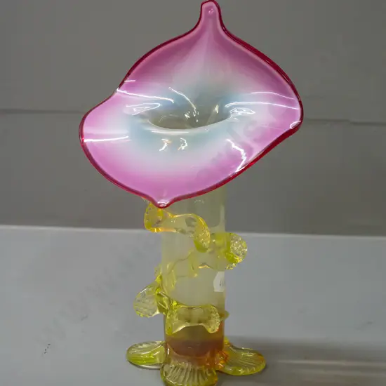 uranium and cranberry vaseline glass jack in the pulpit vase H-200 W-120 at top