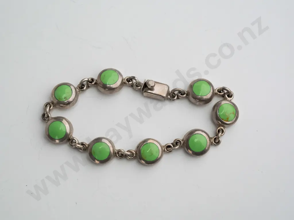 sterling silver and green stone bracelet Image 1++