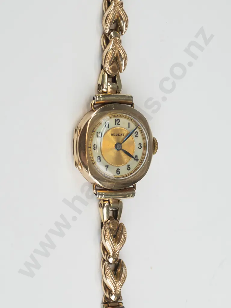 mother of pearl gold watch strap broken - pat 826985 Image 1++