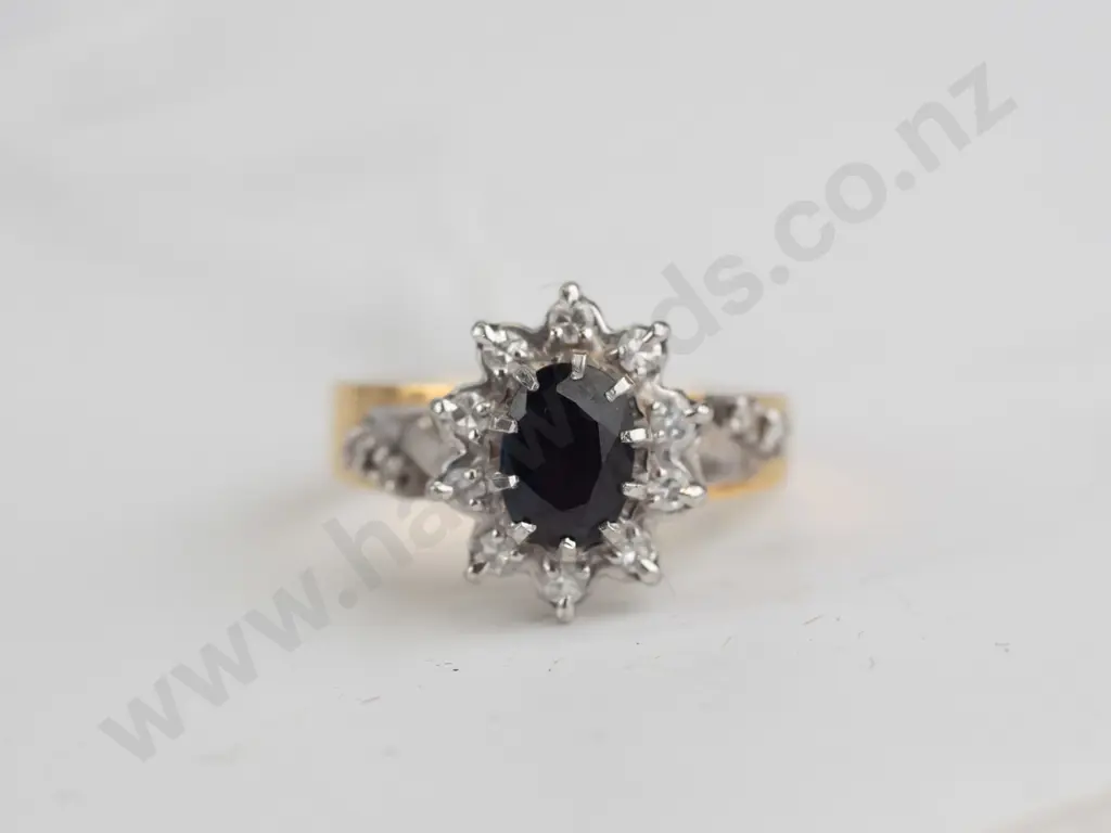 18ct sapphire & diamond ring 4.7 gms size N.5 Image 1++