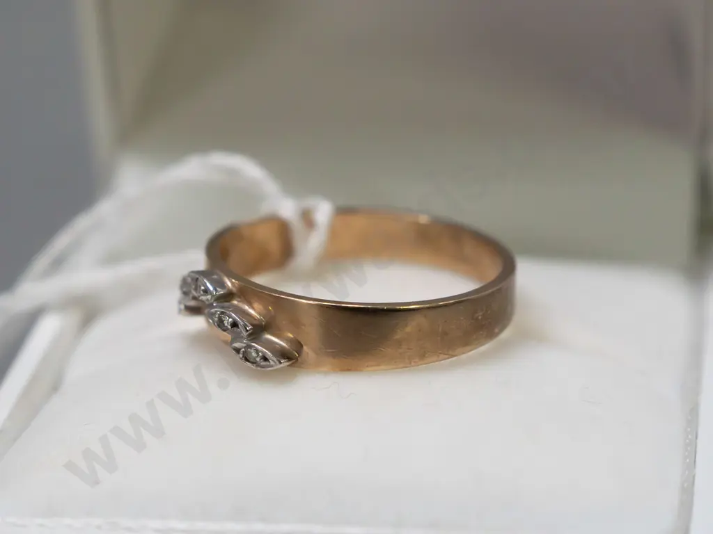 9ct cz eternity ring stamped 375 size 0 Image 1++