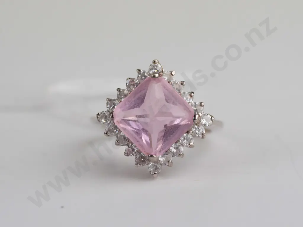 sterling silver square pink stone cz cluster ring size N Image 1++