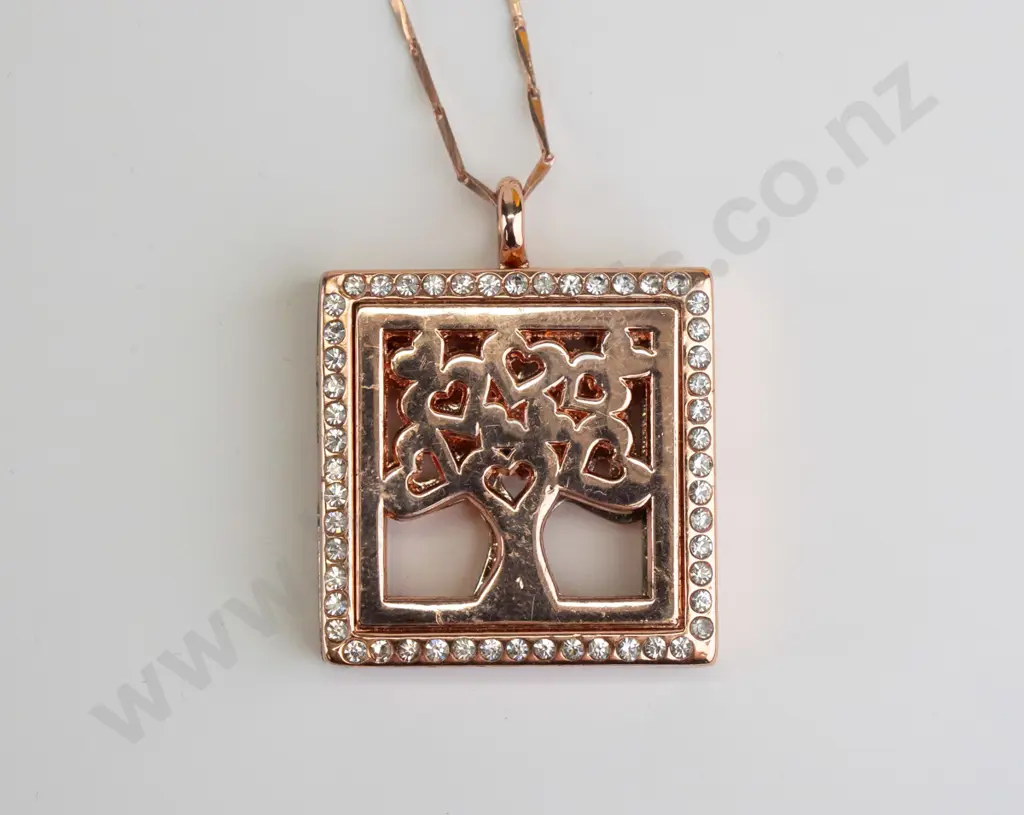 silver locket chain stamped 925 Image 1++