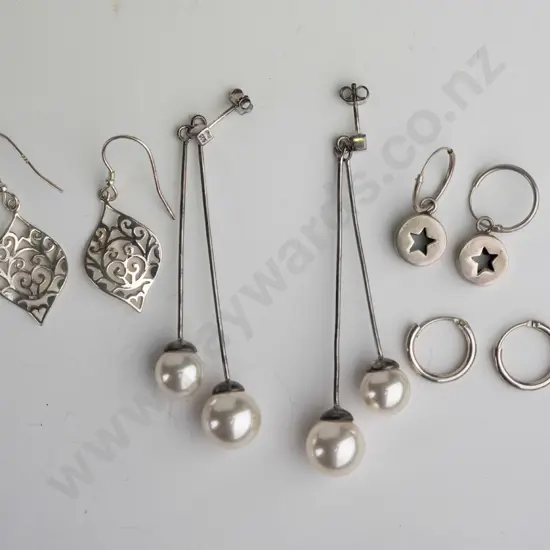 4x pairs of sterling silver earrings