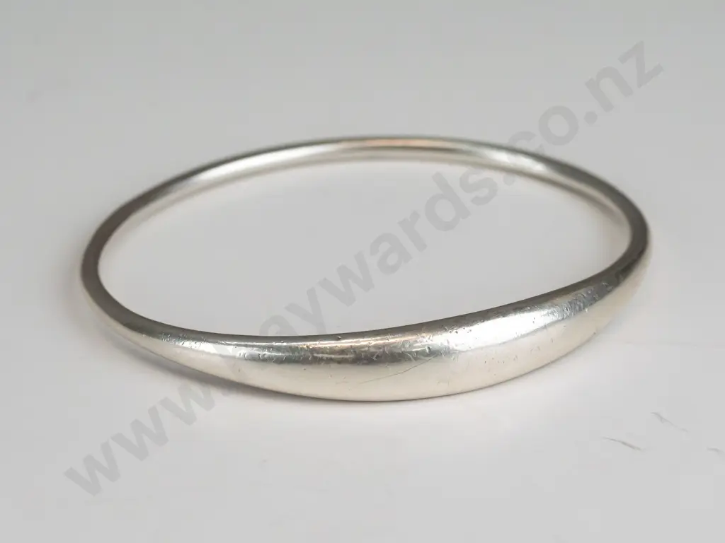 silver bangle stamped 925 Image 1++