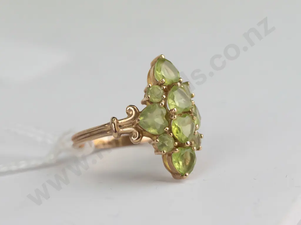 9ct gold peridot cluster marquise shape ring 3.1gms size N.5 Image 1++