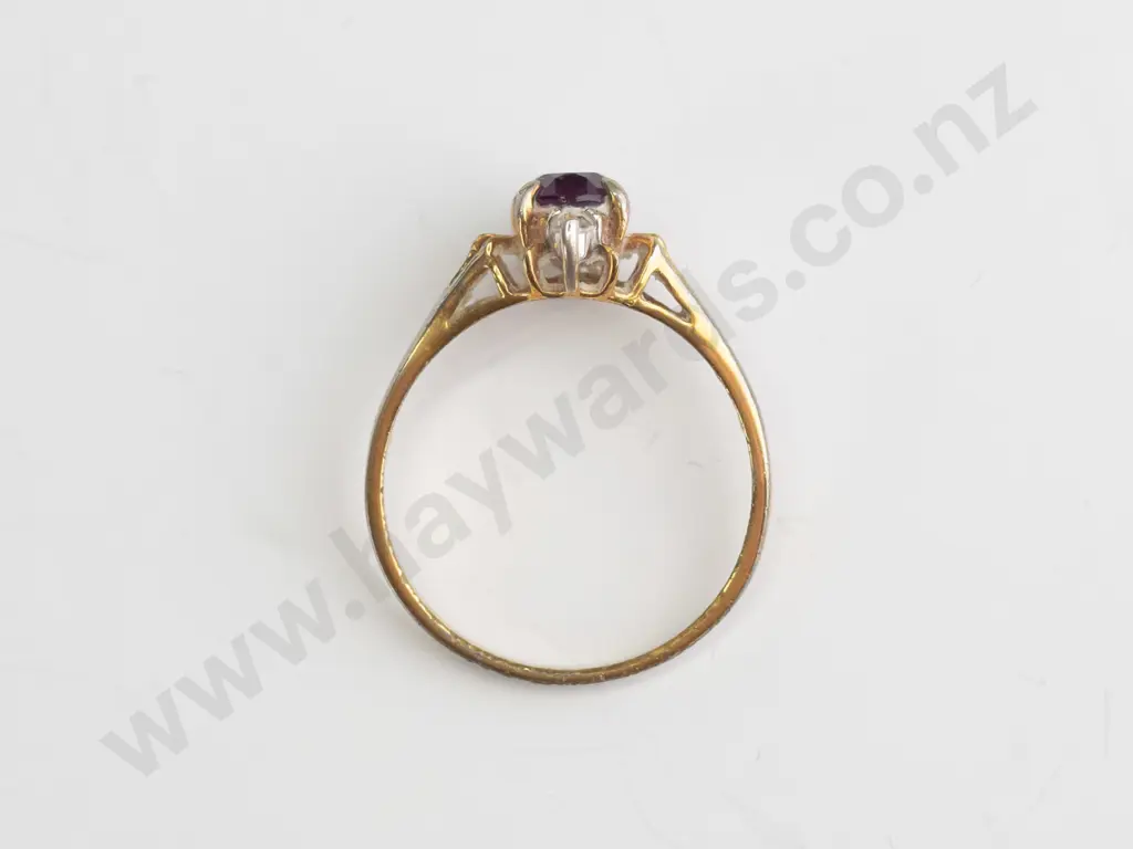 purplish oval stone plated ring - size R Image 1++