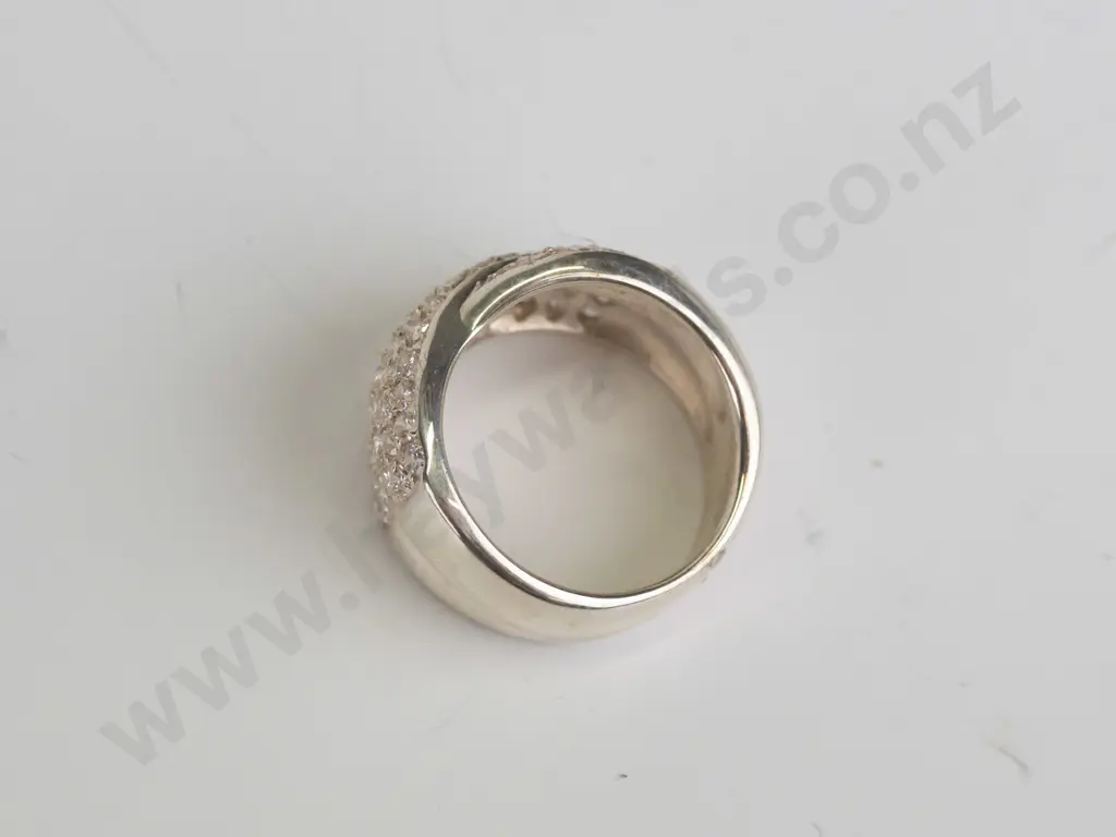 cz sterling silver ring - size O Image 1++