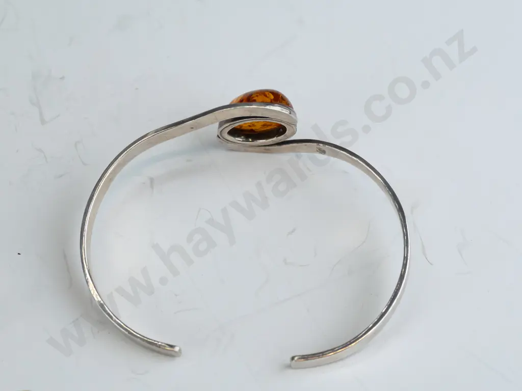silver cuff bangle with amber stamped 925 Image 1++