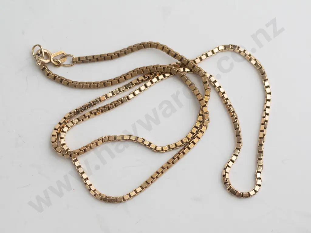 9ct yellow gold box chain 45cm (7.5gm) Image 1++
