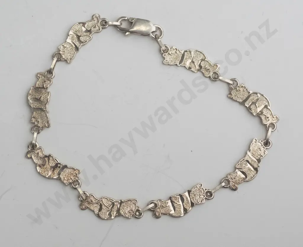 sterling silver Pooh Bear bracelet Image 1++