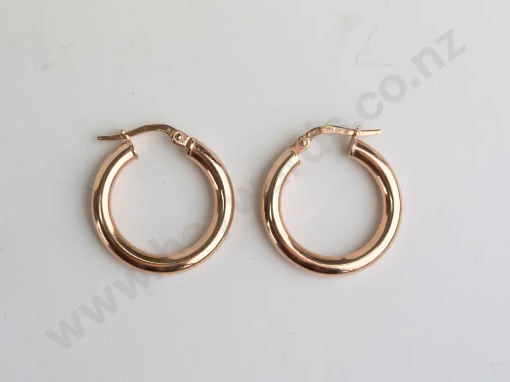 pair of 9ct rose gold hoop earrings (1.9gm) Image 1++