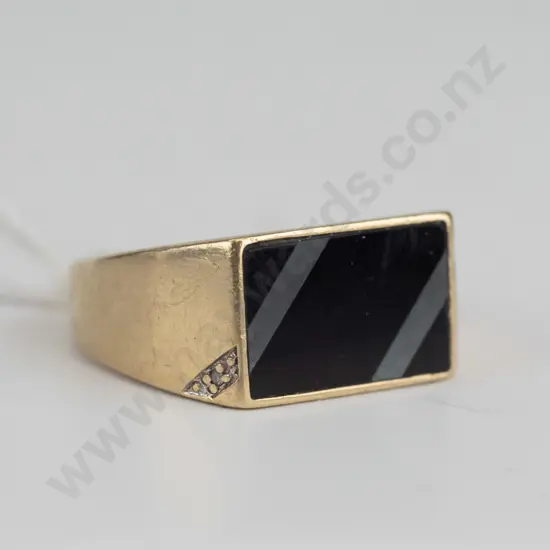gents 10ct gold onyx ring 6.2gms size S