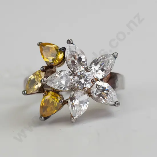 sterling silver white & yellow cluster tear drop stone ring size 0