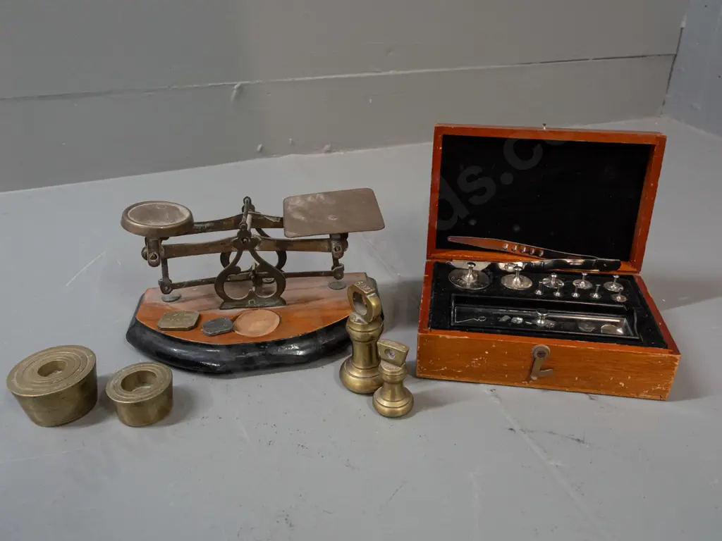 small postal style balance scales with assorted brass weights and a cased set of chrome weights - brass bucket weights Image 1++