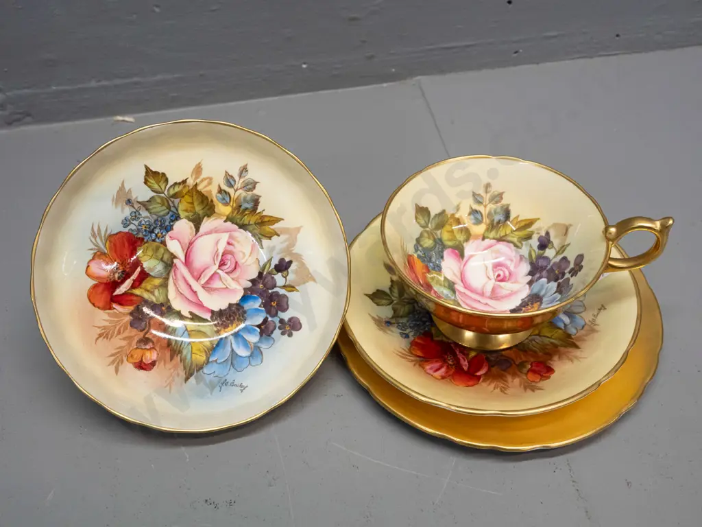 Aynsley floral and gilt hand-painted trio and small comport, all signed L.A. Bailey - comport dish is H-50 D-140 Image 1++