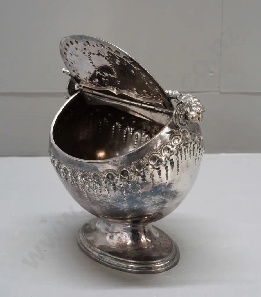 silver plated double lidded large sugar bowl - footed design with top handle acting as lid-opener H-250 W-200 Image 1++