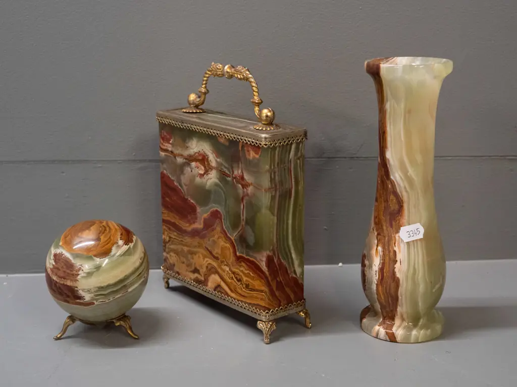 3 pieces of agate or polished stone with brass finish fittings - mantel clock, orb on tripod base, and a vase. Steiger Image 1++