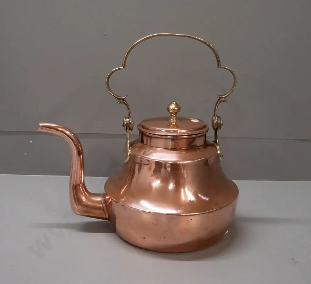 vintage copper kettle with brass knob and handle. Some dinting. Handle up dimensions H-350 W-350 Image 1++