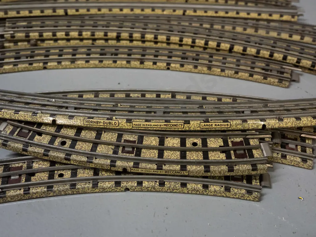 vintage Meccano / Hornby Dublo train set with transformer, locomotive and rolling stock, assorted track pieces, level Image 1++