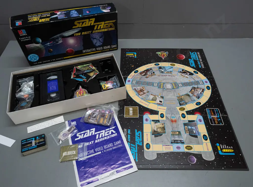 Star Trek The Next Generation Klingon Challenge interactive video board game - 1994 Milton Bradley, with game board, VHS Image 1++